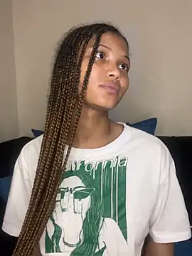 PEACHWAV3 live XXX chat