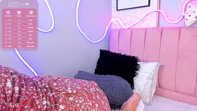 Chat +18 de LUMINEVERLIGTH ao vivo