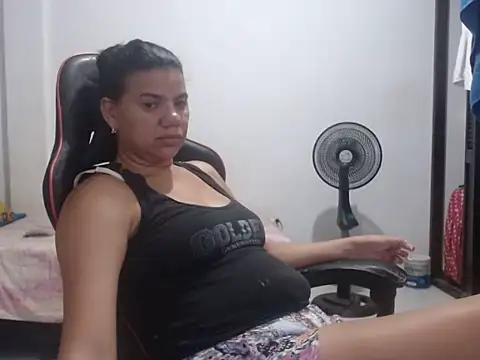 צ'אט XXX בשידור חי של Adriana_0312