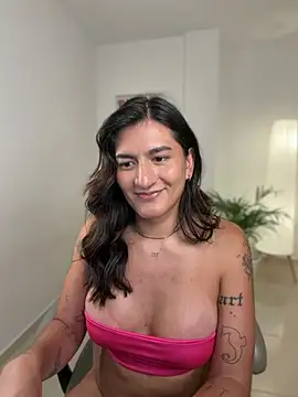 Chat +18 de ari_artis ao vivo