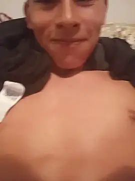הופעת וובקאם של joe_l_k