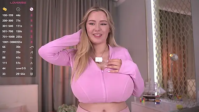 MeridithFitzherbert live XXX chat