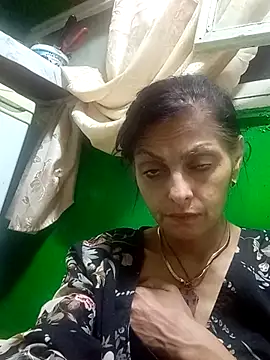 Chat +18 de ChantalXOrchid ao vivo