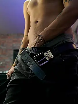 แชท XXX สดของ AlphaMasterXxx
