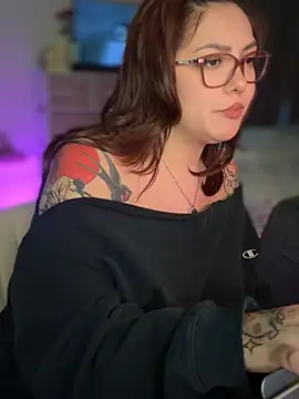 Chat +18 de native_naya ao vivo