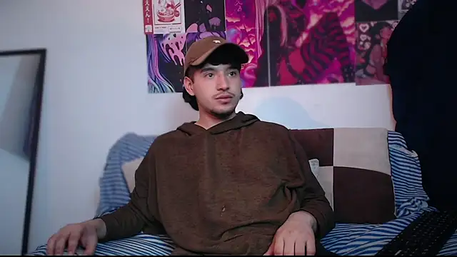 ZOREN33's Live XXX Chat
