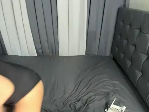 Chat XXX en directo de Haileyfoxx