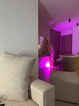 Celeste_Amber Adlı Modelin Canlı XXX Sohbeti