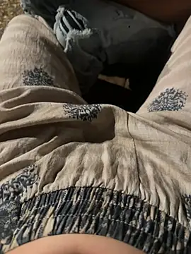 DanielTeaseX_ Adlı Modelin Canlı XXX Sohbeti