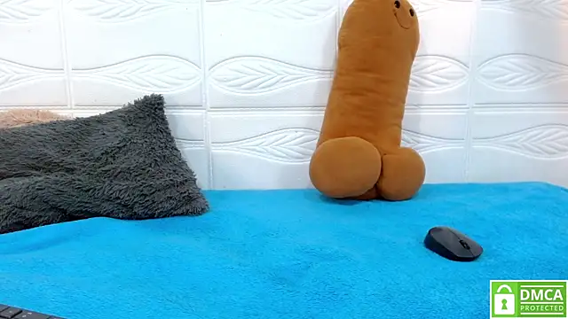 bigcock_robert 现场XXX聊天