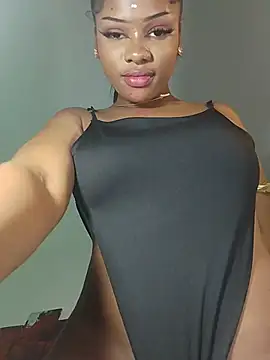 _Shirley_ Adlı Modelin Canlı XXX Sohbeti