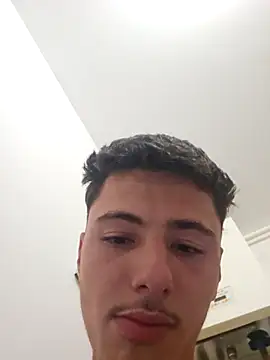 denysio89 Show Webcam
