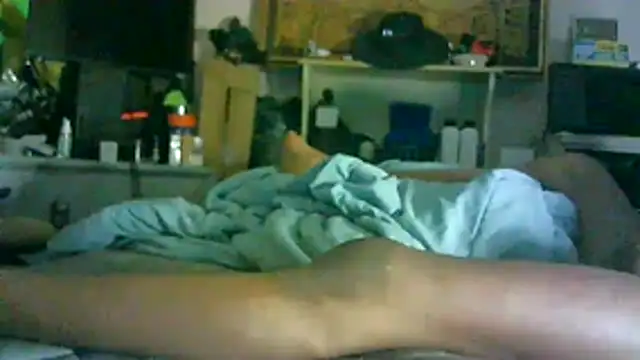 CR3M3_FIR3's Live XXX Chat