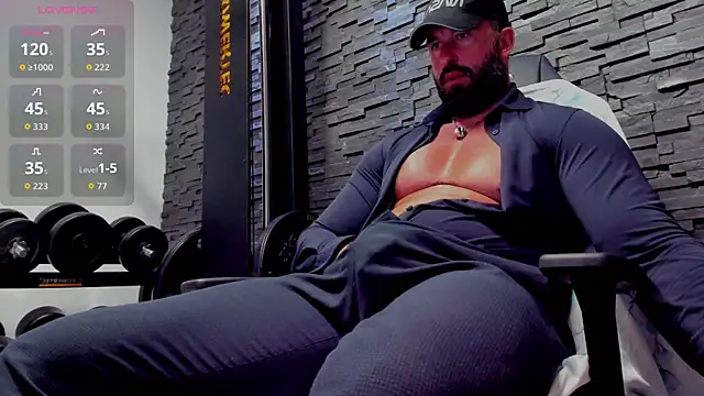XXX chat uživo modela David_Big_Daddy