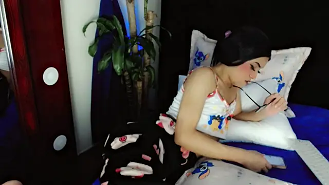 NathalialLooes 现场XXX聊天