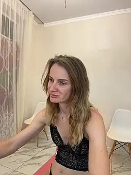 AinyrVixxen Chat XXX live