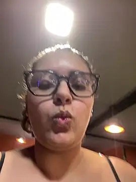 Chat XXX ao vivo de midsize_94