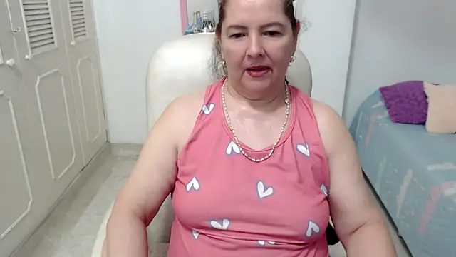 Chatroom XXX en direct de leonela_69