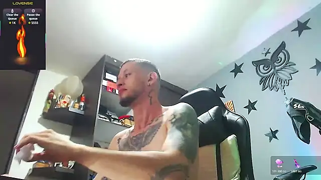 XXX chat uživo modela justincs