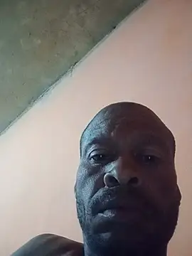 צ'אט XXX בשידור חי של Tearain84
