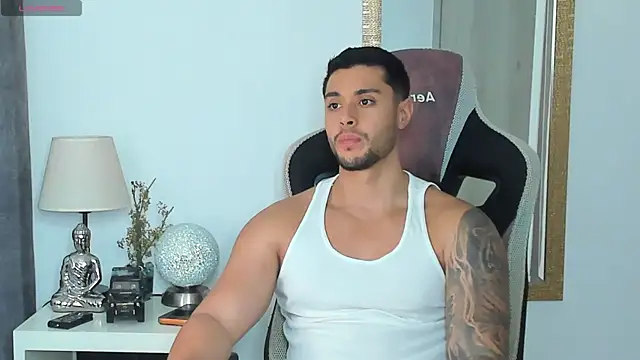 XXX chat uživo modela Ken_mailik1