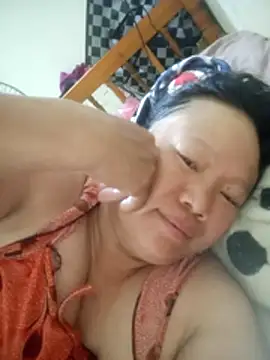Queenie9z's Live XXX Chat