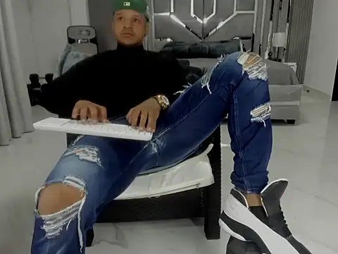 master_leather: онлайн-секс-чат