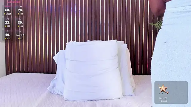 mia_pineda Adlı Modelin Canlı XXX Sohbeti