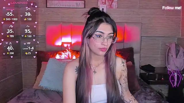 mia_devine_n Live XXX chat