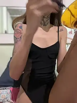 Chat +18 de Unanena ao vivo