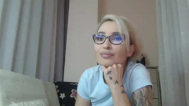 Chat XXX en directo de JADAPink___
