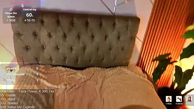 Вебкам-шоу charlottee_white