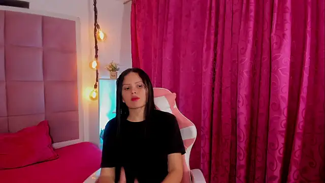 Cloe_Cutte élő XXX-chatje