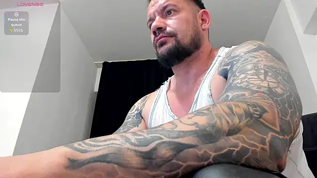 musclemonster31 Chat XXX live