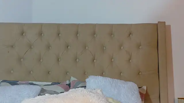 GeorginaHills Chat XXX live