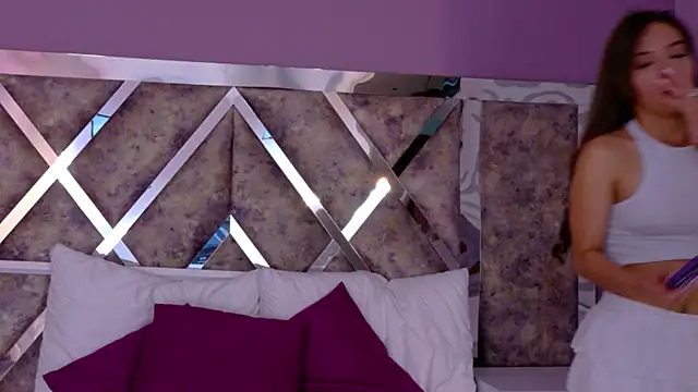 Chat +18 de AmmyJones_ ao vivo