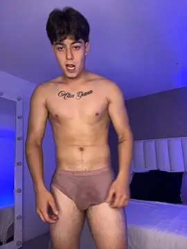 XXX chat uživo modela MaxCruz_