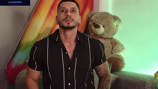 Seth_Vegaa – Naživo XXX chat
