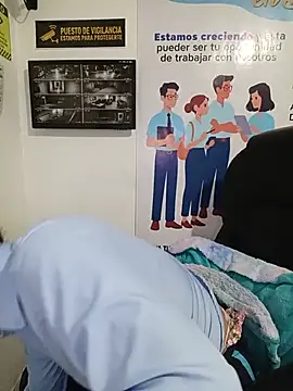 MAYE__13's Live XXX Chat