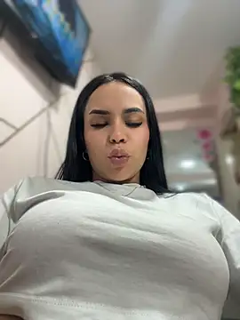 Chat XXX en directo de Naatalia