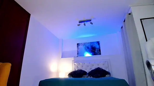 צ'אט XXX בשידור חי של FelipePalace
