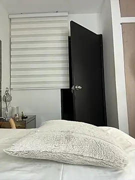 ALISSON_FOXXX1 라이브 XXX 채팅