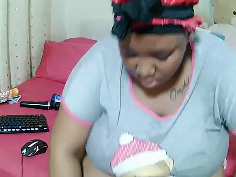 Ayaaahn Live XXX chat