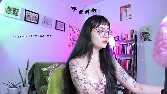 _Insomnia__'s Live XXX Chat
