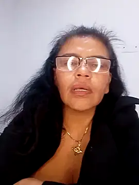 Chatroom XXX en direct de jennifer_squirt1