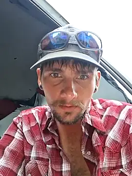 Show modela BeholdenTrouble98 na web-kameri