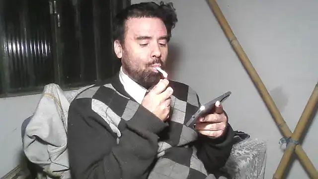 دردشة Smoker_lounge الجنسية المباشرة