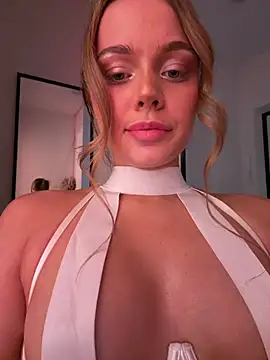 SIlviaBeyt's Live XXX Chat