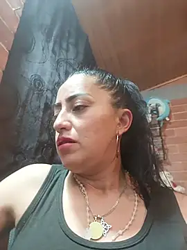 XXX chat uživo modela Alexandrina