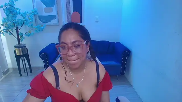 Silvana_lane 现场XXX聊天